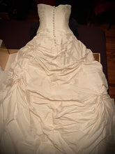 Load image into Gallery viewer, Angelina Faccenda by Mori Lee &#39;Strapless A-Line with Pickups 3386&#39;
