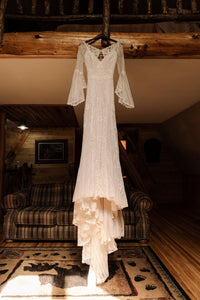 Wilderly Bride 'F144' wedding dress size-06 PREOWNED