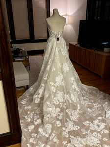 Lea Ann Belter 'Esperanza' wedding dress size-06 NEW