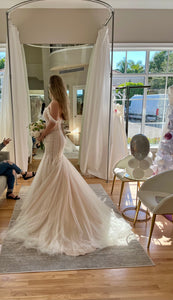 Enzoani 'BT19-28' wedding dress size-06 NEW