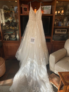 Allure Bridals '9802' wedding dress size-12 NEW
