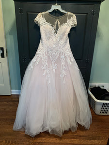 Allure '3117' wedding dress size-16 PREOWNED