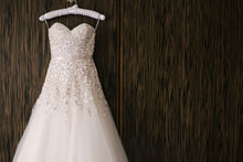 Load image into Gallery viewer, Lian Carlo &#39;5806&#39; - Lian Carlo - Nearly Newlywed Bridal Boutique - 4
