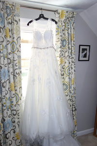 Maggie Sottero 'Meryl Lynette' wedding dress size-10 PREOWNED