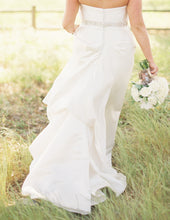 Load image into Gallery viewer, Anna Maier &#39;Duchess Satin&#39; - Anna Maier - Nearly Newlywed Bridal Boutique - 3
