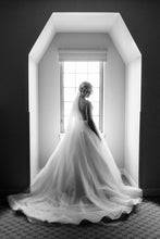 Load image into Gallery viewer, Alfred Angelo&#39; 972&#39; size 6 used wedding dress side view on bride
