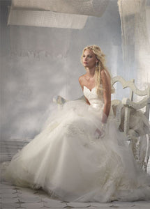Alvina Valenta AV9162 Lace & Tulle Wedding Dress - Alvina Valenta - Nearly Newlywed Bridal Boutique - 5