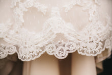 Load image into Gallery viewer, Moonlight Couture &#39;Net Lace&#39; size 4 used wedding dress view of hemline

