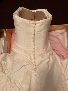 Angelina Faccenda '3386' wedding dress size-04 PREOWNED