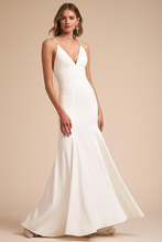 Load image into Gallery viewer, Jenny Yoo &#39;Estelle&#39; size 00 used wedding dress front view on model

