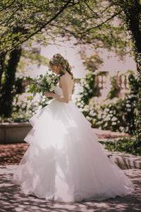 Hayley Paige 'Londyn' size 0 used wedding dress