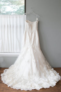 James Clifford 'J1820' wedding dress size-08 SAMPLE