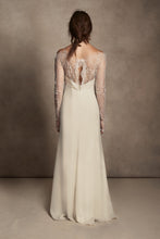 Load image into Gallery viewer, Danielle Frankel &#39;Marion Gown&#39; wedding dress size-06 SAMPLE
