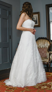 Jewel 'WG3755' wedding dress size-12 PREOWNED