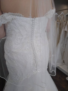 Essense of Australia 'D2910' wedding dress size-12 NEW