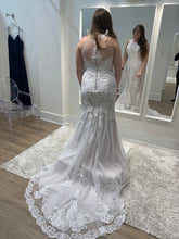 Load image into Gallery viewer, Rebecca Ingram &#39;Maggie Soterro&#39; wedding dress size-14 PREOWNED
