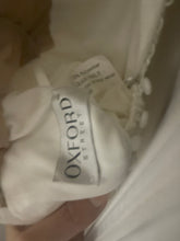 Load image into Gallery viewer, Essense of Australia &#39;Oxford Street Label PA1198&#39; wedding dress size-06 PREOWNED
