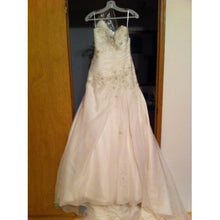 Load image into Gallery viewer, Mori Lee Style 1662 - Mori Lee - Nearly Newlywed Bridal Boutique - 3
