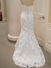 Load image into Gallery viewer, Alvina Valenta &#39;Fluted Ivory with Alencon Lace&#39;
