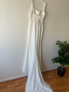 Allure Bridals '9810' wedding dress size-06 NEW