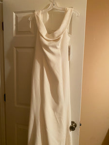 David's Bridal '100129668' wedding dress size-16 NEW