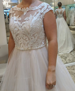 Maggie Sottero 'Rebecca Ingram- Carrie' size 12 new wedding dress