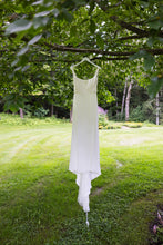 Load image into Gallery viewer, Alexandra Grecco &#39;Laurel&#39; wedding dress size-02 PREOWNED
