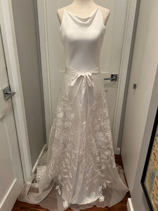 A la robe 'Stephanie with Aster' wedding dress size-04 PREOWNED