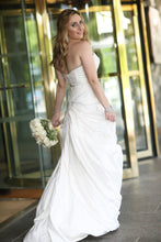 Load image into Gallery viewer, Anna Maier &#39;Strapless&#39; - Anna Maier - Nearly Newlywed Bridal Boutique - 2
