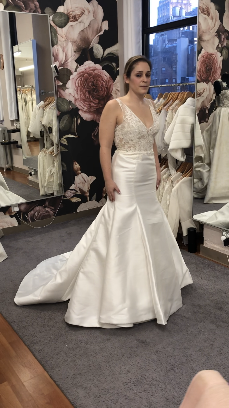 Monique Lhuillier 'BL16212 SLEEK' size 10 sample wedding dress front view on bride