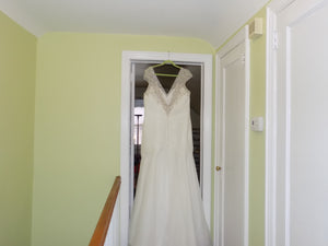 Kleinfeld 'Dina Davos' size 20 sample wedding dress back view close up