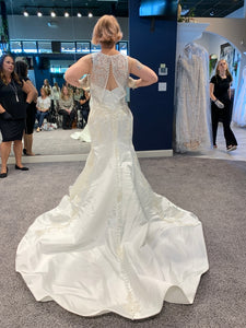 Mon Cherie '118262' wedding dress size-12 SAMPLE