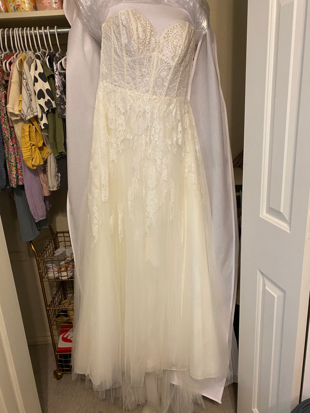 Watters 'Willowby Geranium Gown' wedding dress size-10 SAMPLE