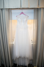 Load image into Gallery viewer, Lis Simon &#39;Harlow&#39; size 4 used wedding dress front view on hanger
