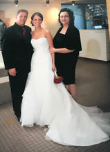 Load image into Gallery viewer, A.C.E. &#39;Sleeveless&#39; size 6 used wedding dress front view on bride
