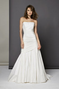 Michelle Roth 'Olivia-X' - Michelle Roth - Nearly Newlywed Bridal Boutique