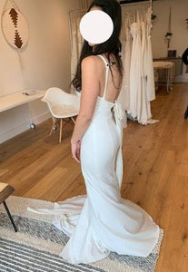 Floravere 'J. Mitchell' wedding dress size-06 NEW