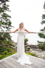 Load image into Gallery viewer, Lihi Hod &#39;Maple Tree&#39; size 10 used wedding dress front view on bride
