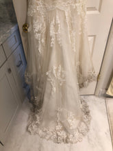 Load image into Gallery viewer, Maggie Sottero &#39;Sandra, by Rebecca Ingram&#39; wedding dress size-08 PREOWNED
