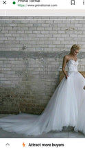 Load image into Gallery viewer, Pnina Tornai &#39;Love Collection 14681&#39; size 4 new wedding dress front view on model
