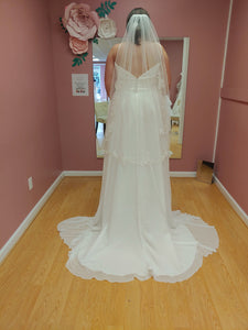 Sincerity '44118' wedding dress size-18 NEW
