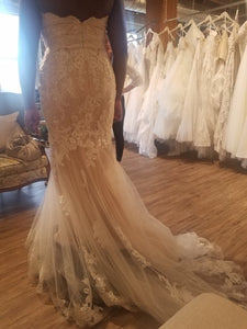 Enzoani 'Katerina' wedding dress size-14 PREOWNED