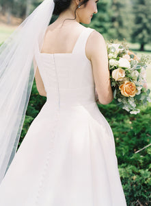 Stella York '6758' size 4 used wedding dress back view on bride