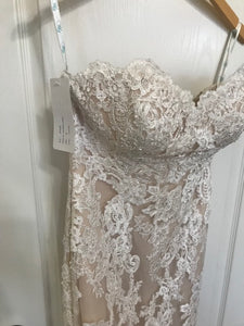 Enzoani 'Katerina' size 6 new wedding dress front view close up