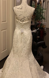 Oleg Cassini 'CWG594' wedding dress size-06 NEW