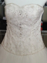 Load image into Gallery viewer, Jasmine &#39;Couture&#39; - Jasmine Couture Bridal - Nearly Newlywed Bridal Boutique - 2
