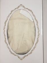 Load image into Gallery viewer, Vera Wang &#39;11026&#39; size 10 sample wedding dress dress in box
