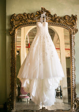 Load image into Gallery viewer, Aire Barcelona &#39;Aydin&#39; - aire barcelona - Nearly Newlywed Bridal Boutique - 1
