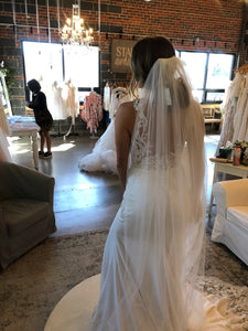 Pronovias 'Erandi' wedding dress size-04 NEW