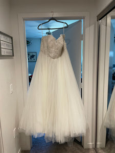 Watters 'Sheridan 8019B' wedding dress size-16 NEW